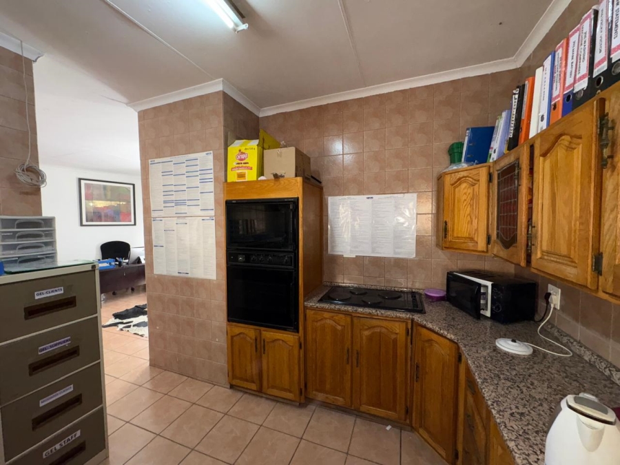 4 Bedroom Property for Sale in Safari Gardens North West